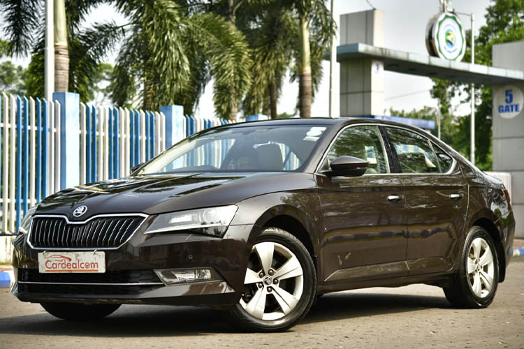 SKODA SUPERB STYLE TD
